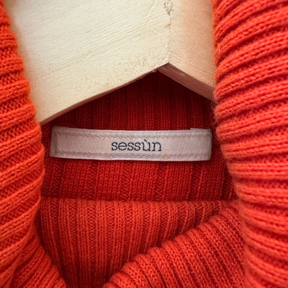 Sessun Women's Red Turtleneck Sweater - Picture 4 of 5